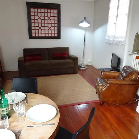 Miromesnil 2.2 Apartment